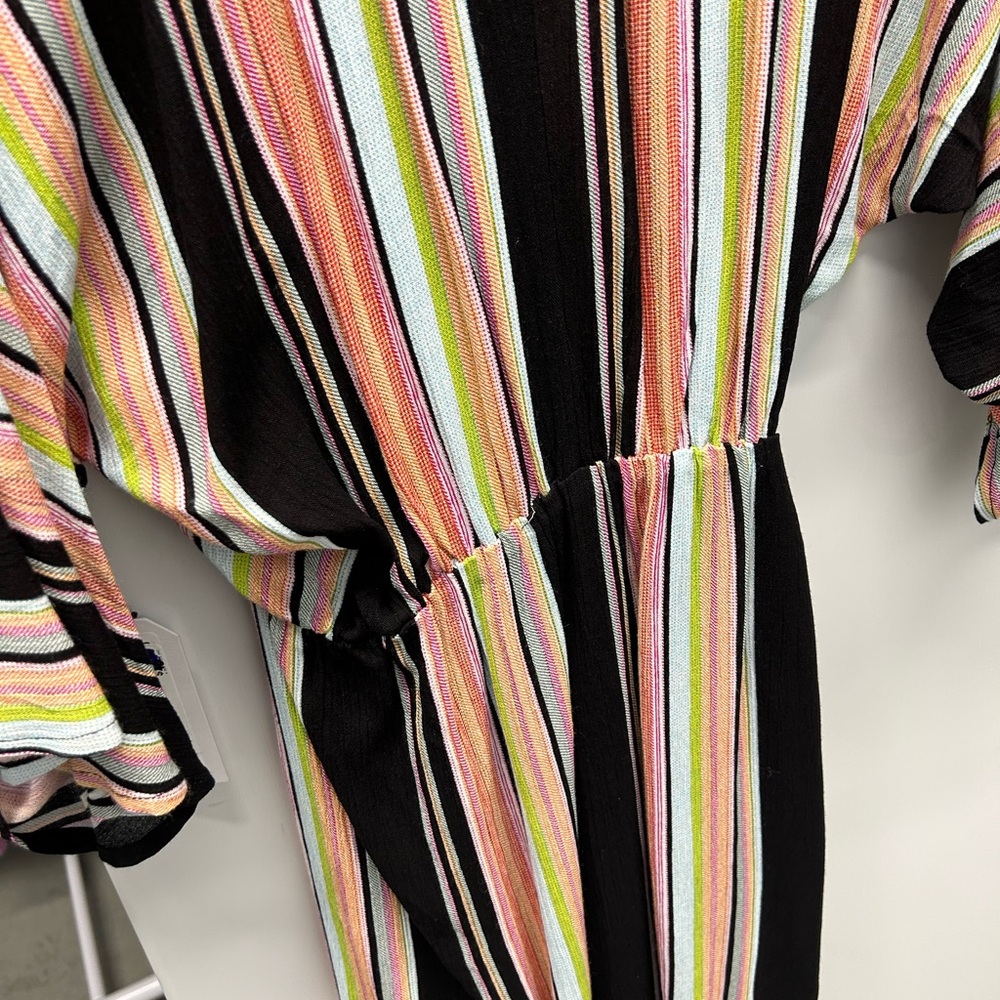 LUCCA NWT STRIPED PEACH & BLACK DEEP V-NECK WIDE CAFTAN SLEEVES SZ: SMALL - Picture 7 of 8